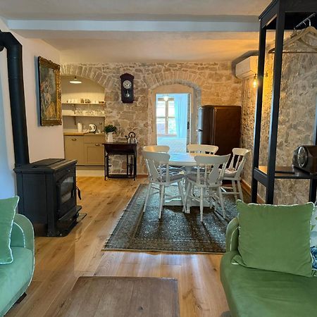 Villa Di Piazza Višnjan Extérieur photo
