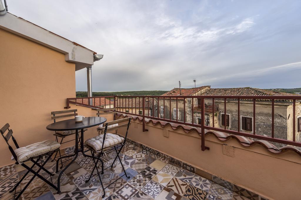 Villa Di Piazza Višnjan Extérieur photo
