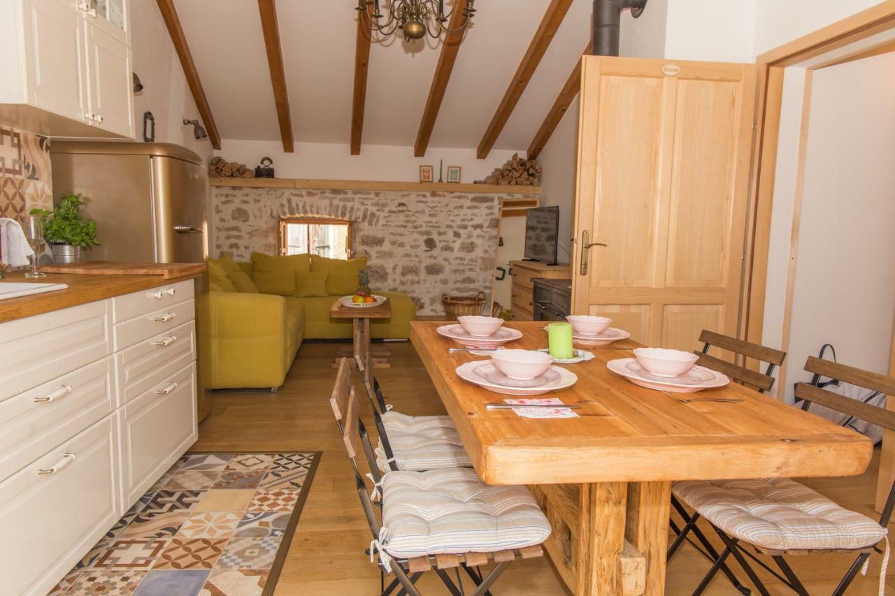 Villa Di Piazza Višnjan Extérieur photo