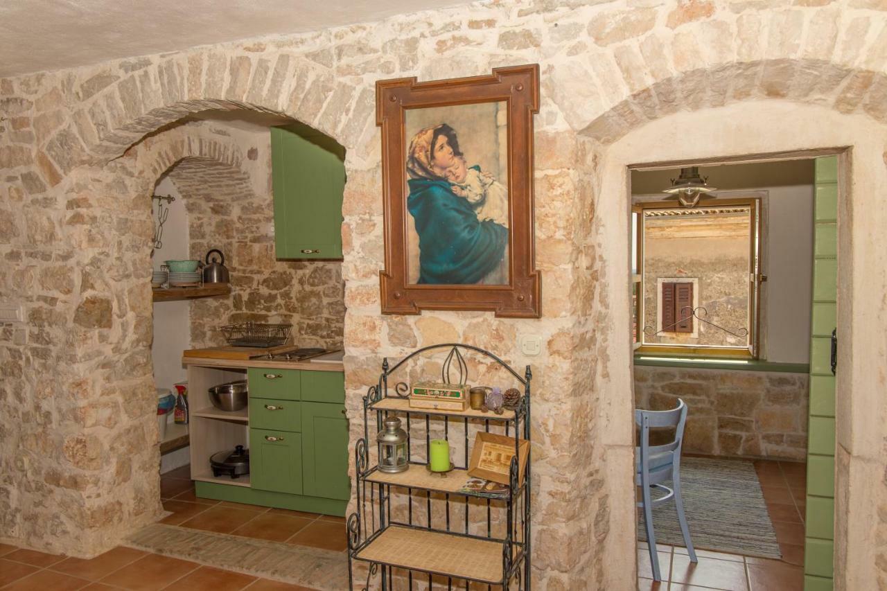 Villa Di Piazza Višnjan Extérieur photo